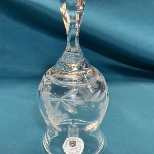 Sullivans Clear Polished Thick Crystal Bell with Etched Grapes Leaves Made in Po
